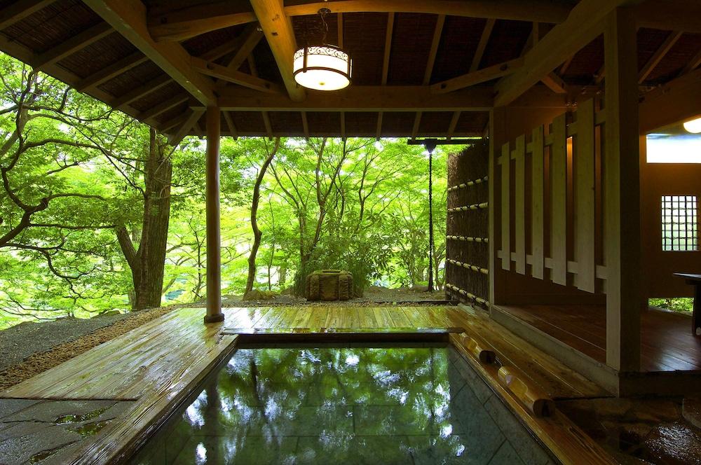 Musashino Bekkan Хаконе Экстерьер фото